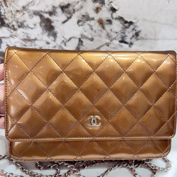 🚩steal Authentic Chanel Tan Quilted Crossbody Bag with Chain - Picture 4 of 12